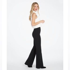 SPANX 🌟 Perfect Black Pant - high rise flare trouser - Small